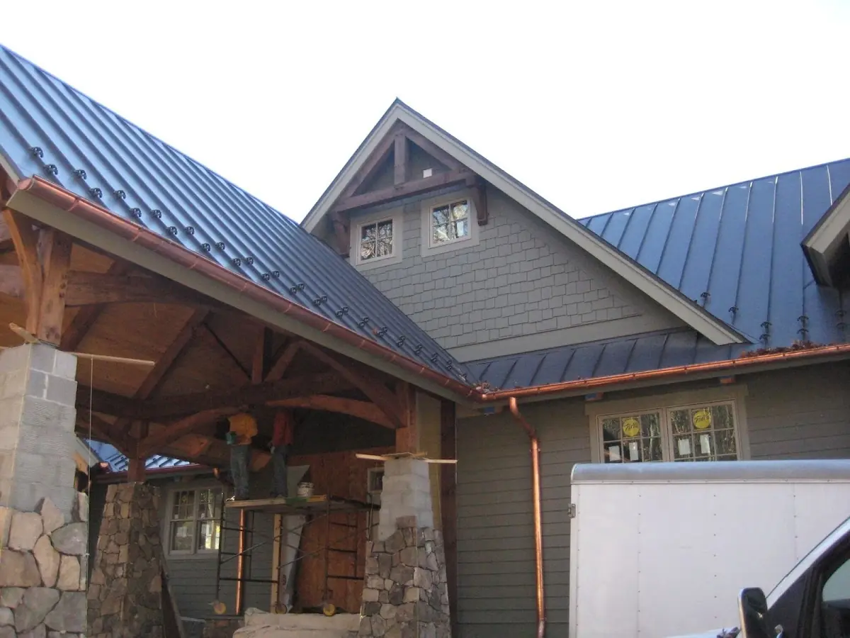 Craftsman Roofing team delivering quality roofing work in Damascus Valley Park